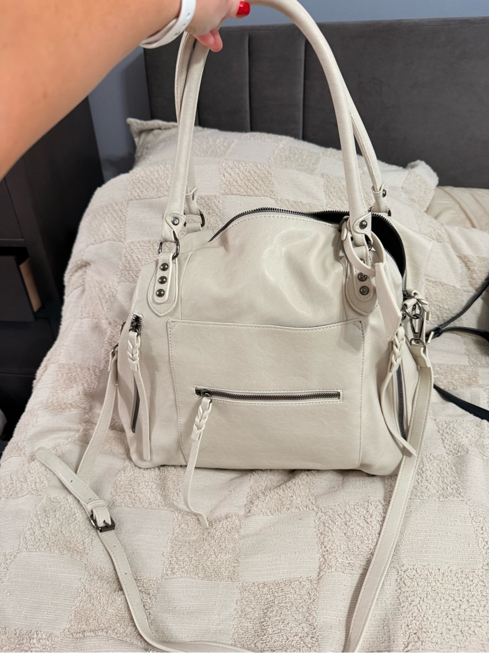 Classic Cream Leather Tote Bag with Shoulder Strap